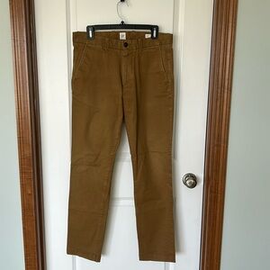 GAP tan chino khakis, 31x32